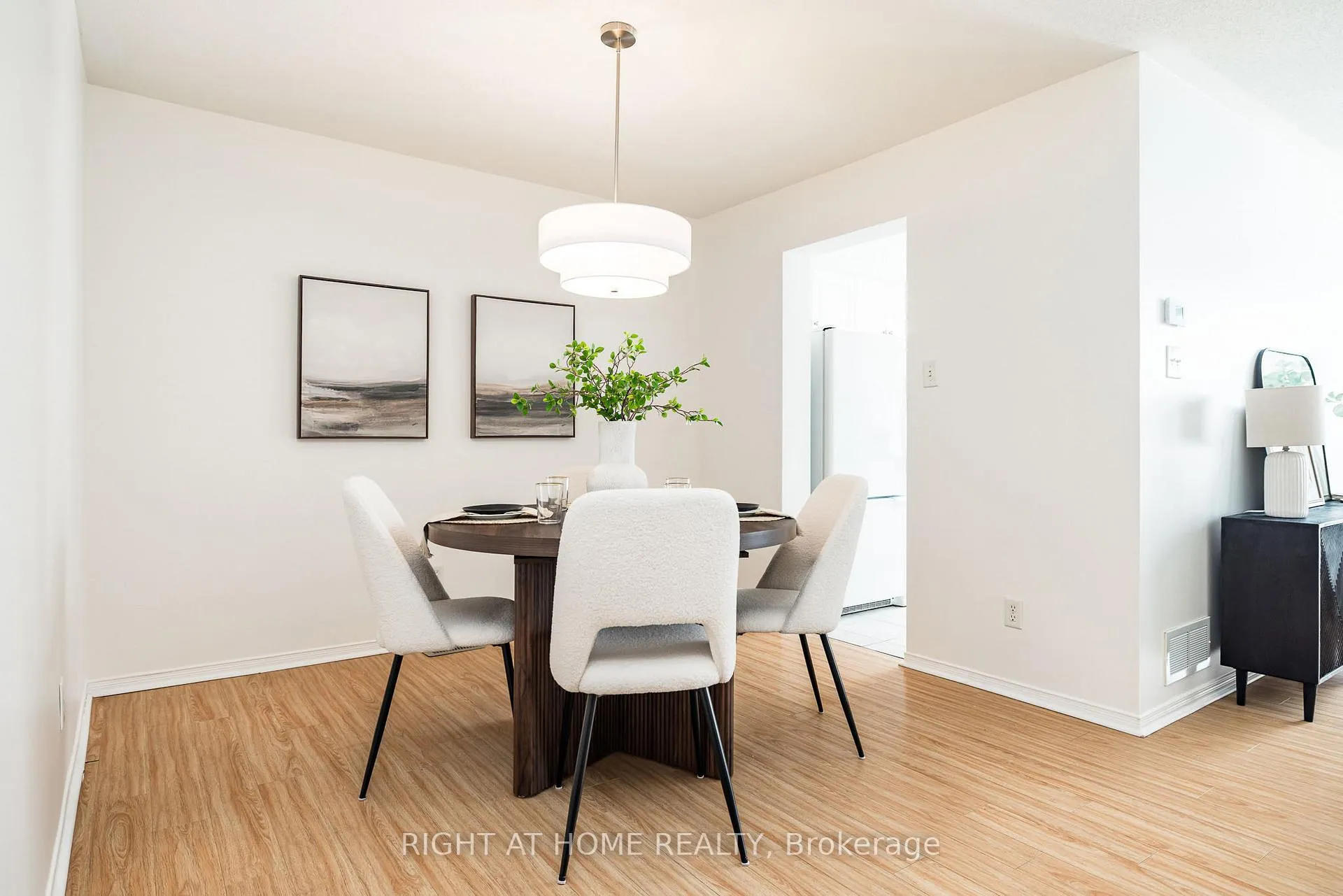 Photo 9 of 59 Scampton Drive, Ottawa, Kanata - Morgan's Grant/South March — HOMEH