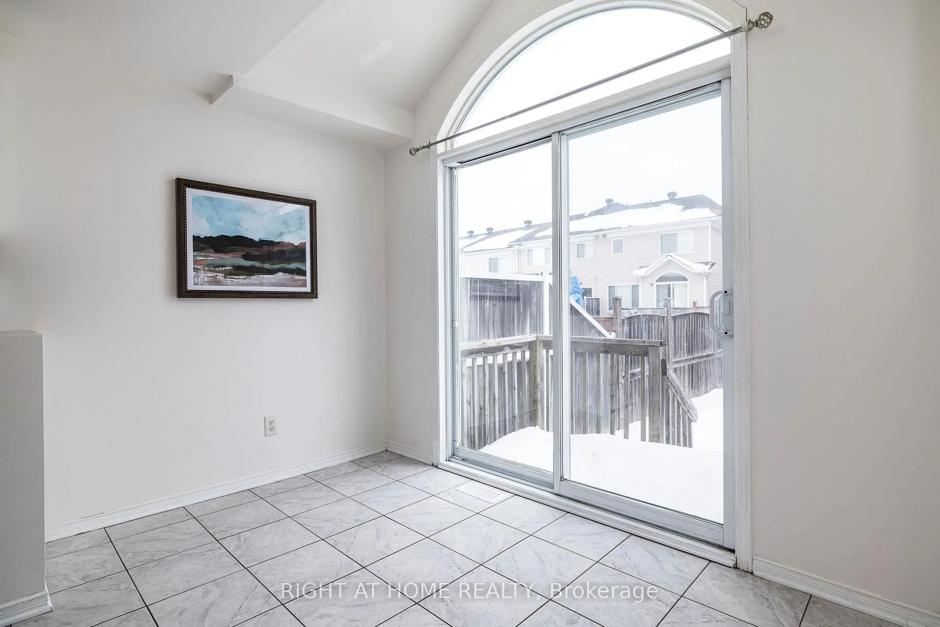 Photo 12 of 59 Scampton Drive, Ottawa, Kanata - Morgan's Grant/South March — HOMEH