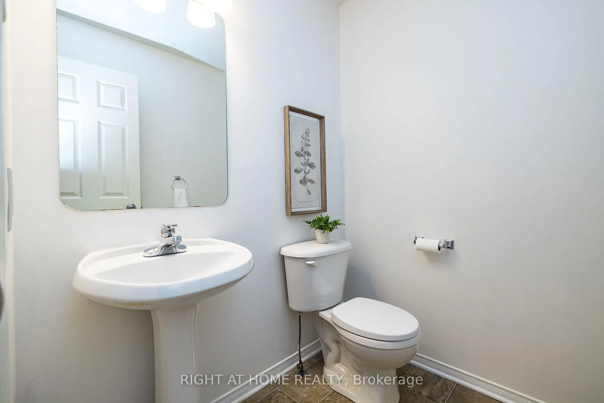Photo 13 of 59 Scampton Drive, Ottawa, Kanata - Morgan's Grant/South March — HOMEH