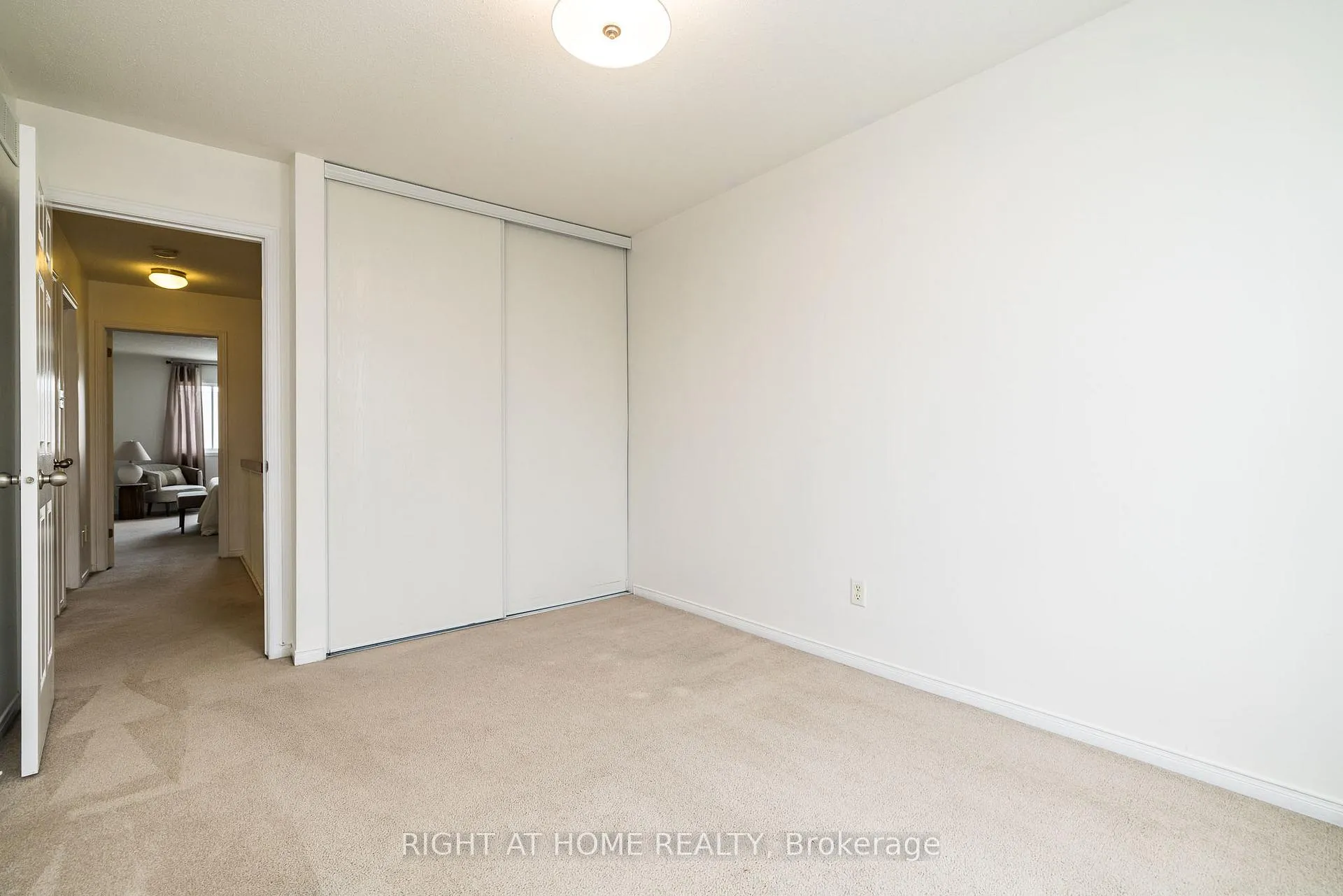Photo 30 of 59 Scampton Drive, Ottawa, Kanata - Morgan's Grant/South March — HOMEH