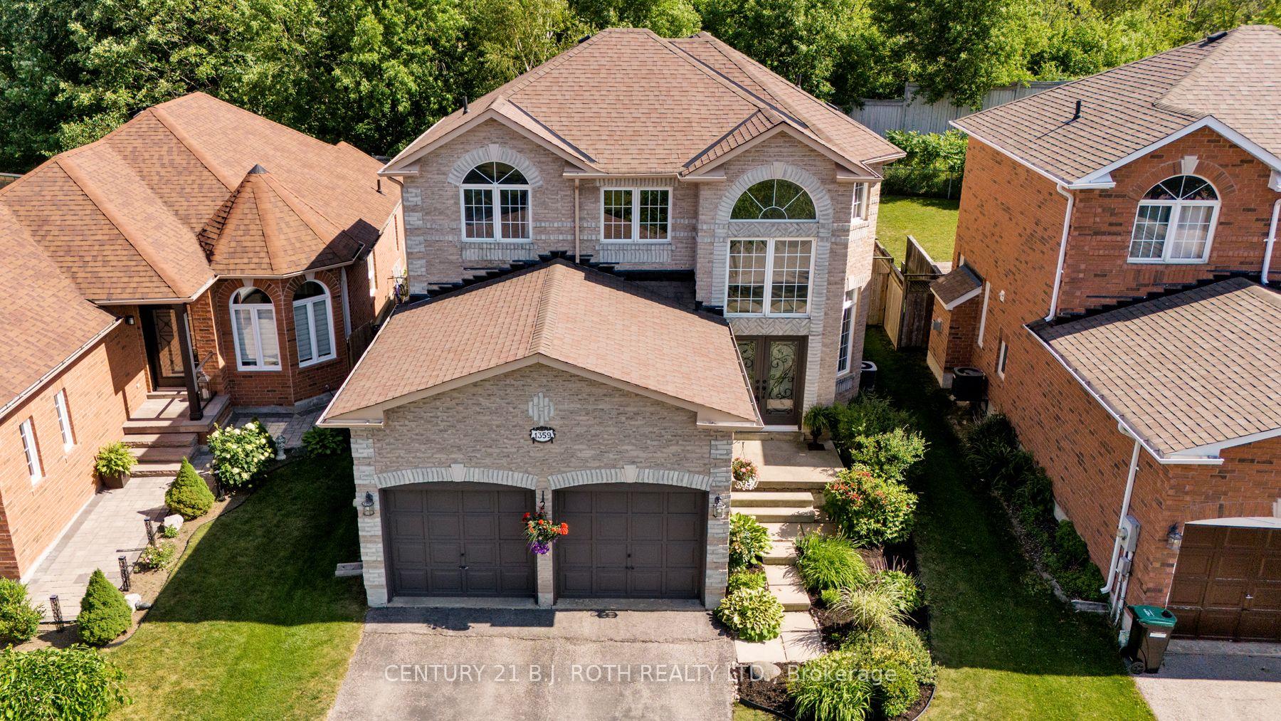Photo 2 of 1359 Forest Street, Innisfil, Alcona — HOMEH