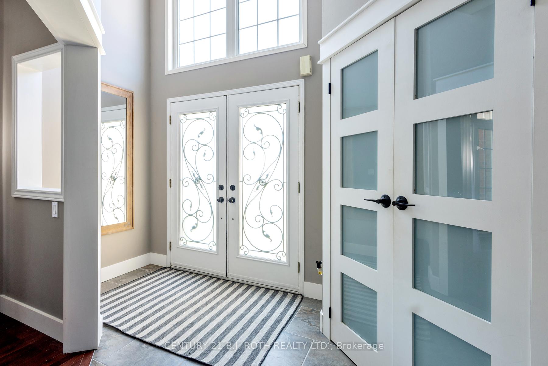 Photo 3 of 1359 Forest Street, Innisfil, Alcona — HOMEH