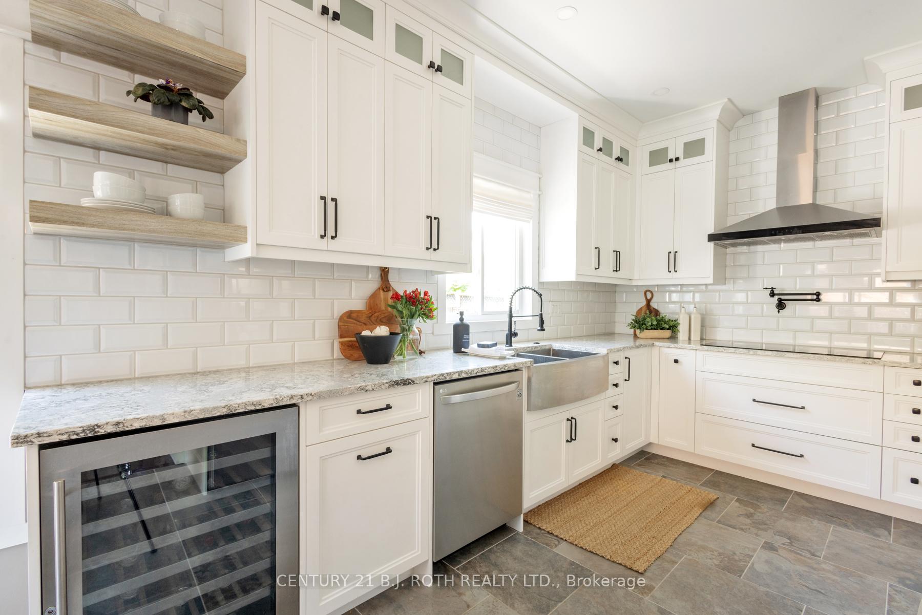 Photo 6 of 1359 Forest Street, Innisfil, Alcona — HOMEH