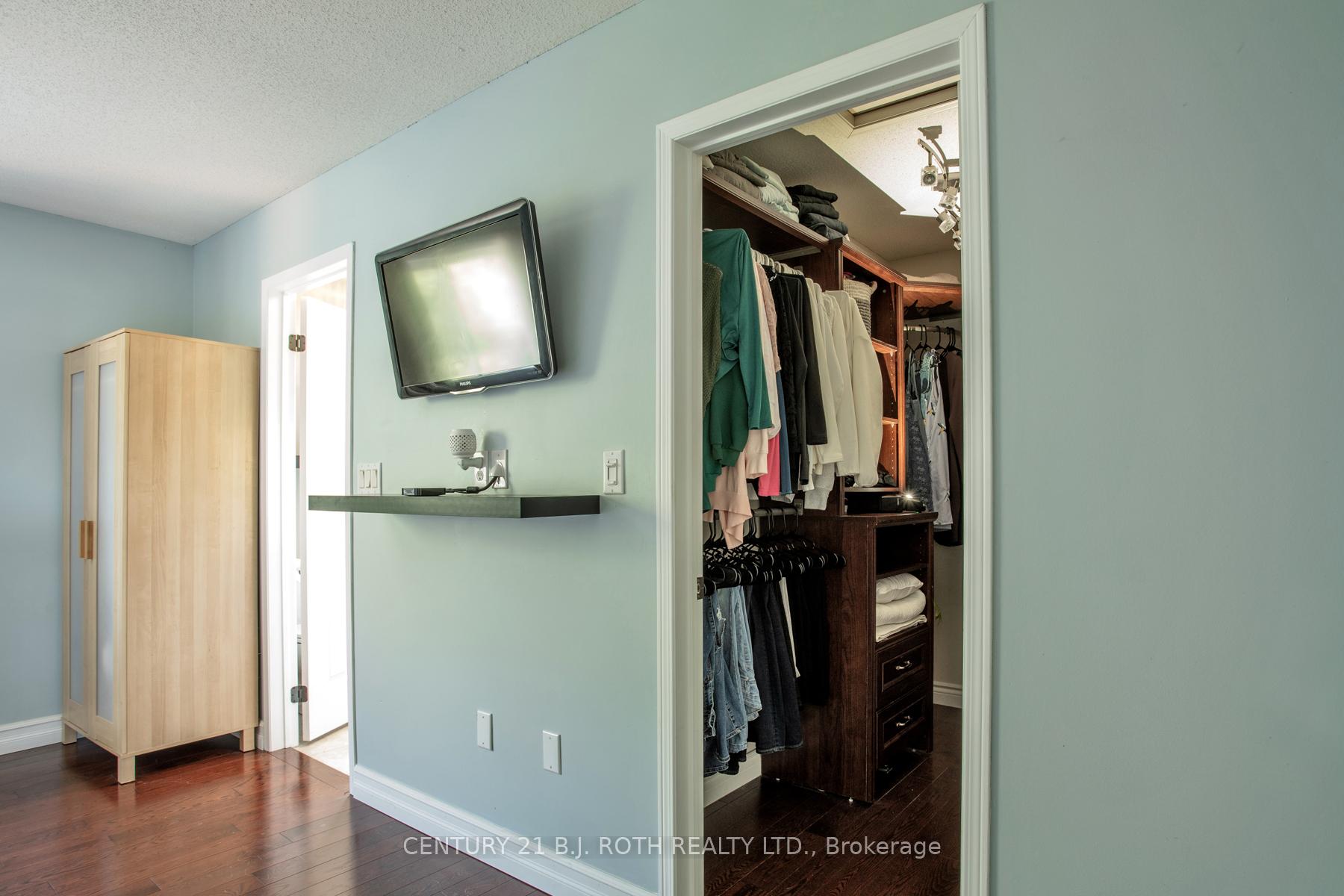 Photo 15 of 1359 Forest Street, Innisfil, Alcona — HOMEH
