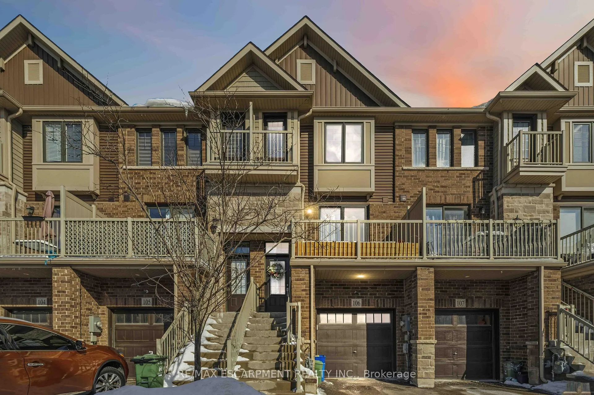 Front of Unit 106, 1890 Rymal Road E
