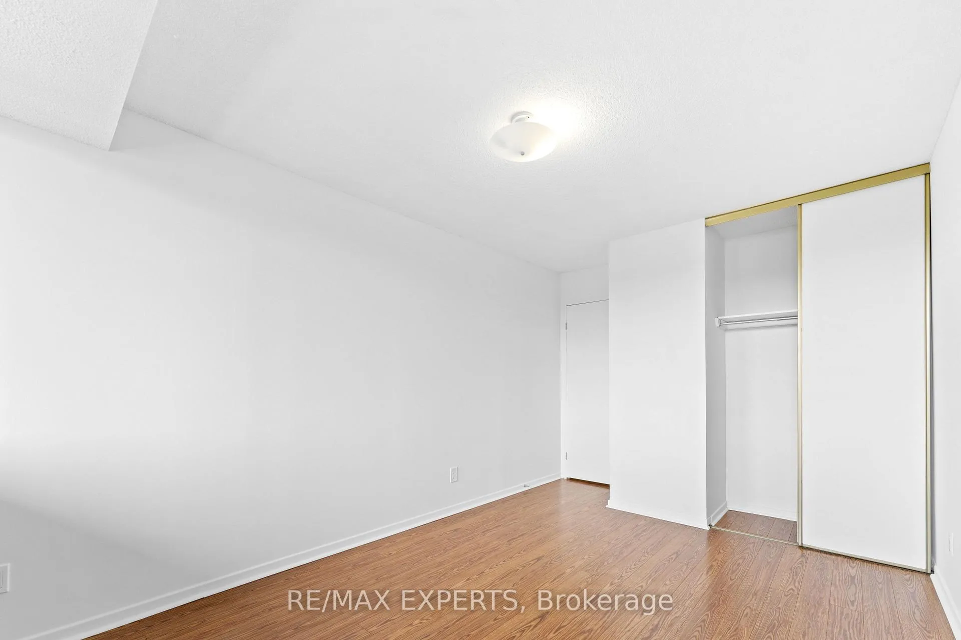 Photo 14 of Unit 607, 8111 Yonge Street, Markham, Royal Orchard — HOMEH