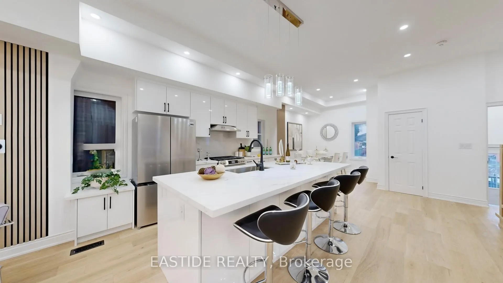 Photo 7 of 202 Queensdale Avenue, Toronto, Danforth Village-East York — HOMEH