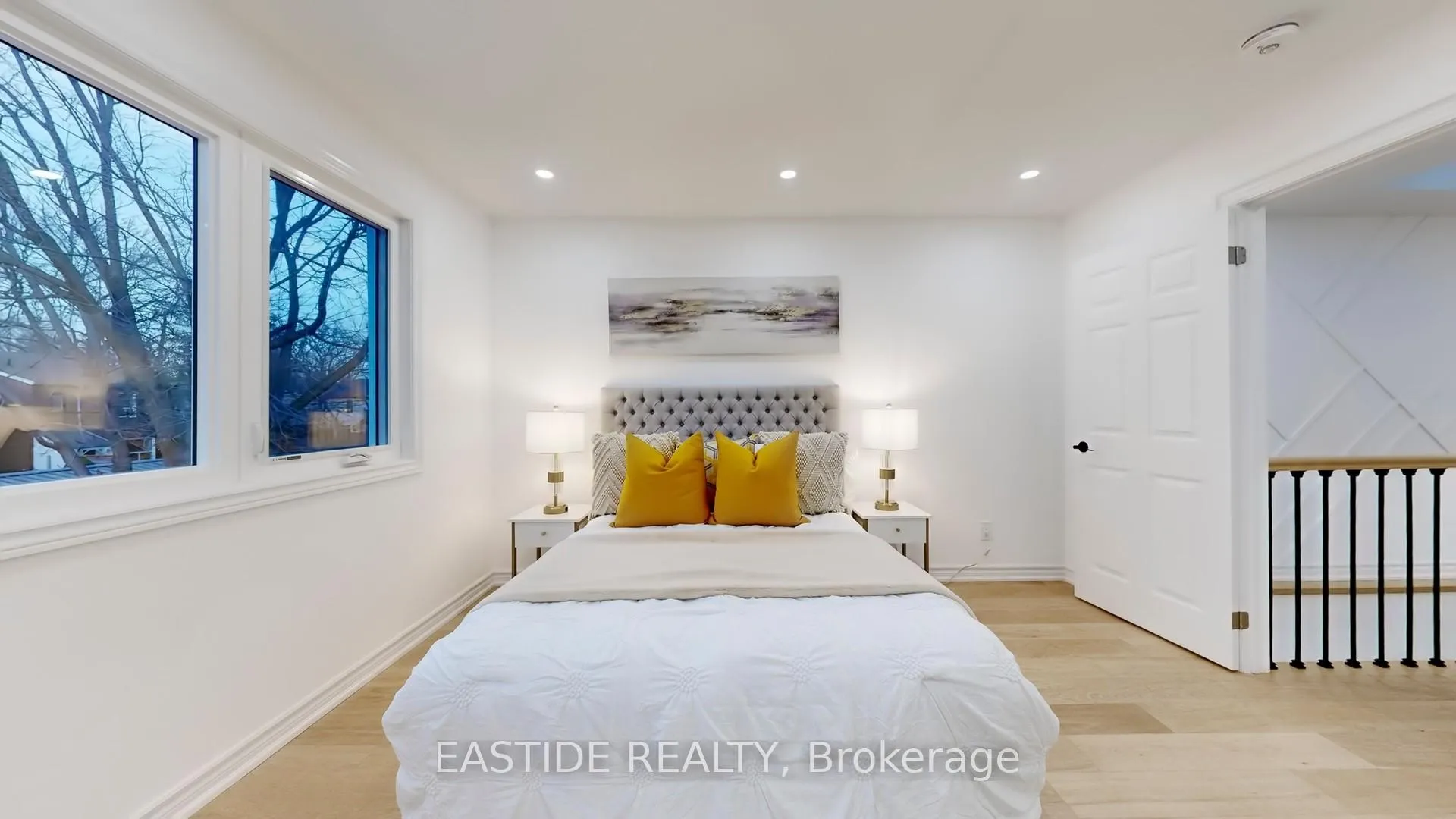 Photo 23 of 202 Queensdale Avenue, Toronto, Danforth Village-East York — HOMEH