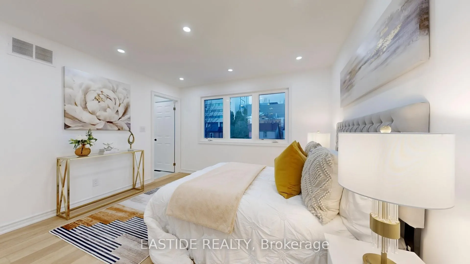 Photo 24 of 202 Queensdale Avenue, Toronto, Danforth Village-East York — HOMEH