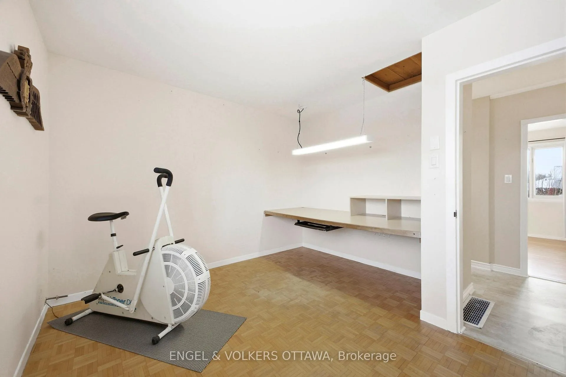 Photo 21 of 49 Inverness Avenue, Ottawa, Borden Farm/Stewart Farm/Carleton Heights/Parkwood Hills — HOMEH