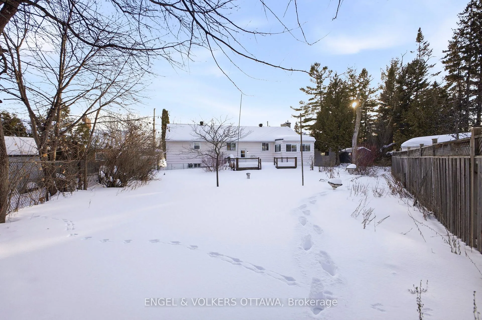 Photo 30 of 49 Inverness Avenue, Ottawa, Borden Farm/Stewart Farm/Carleton Heights/Parkwood Hills — HOMEH