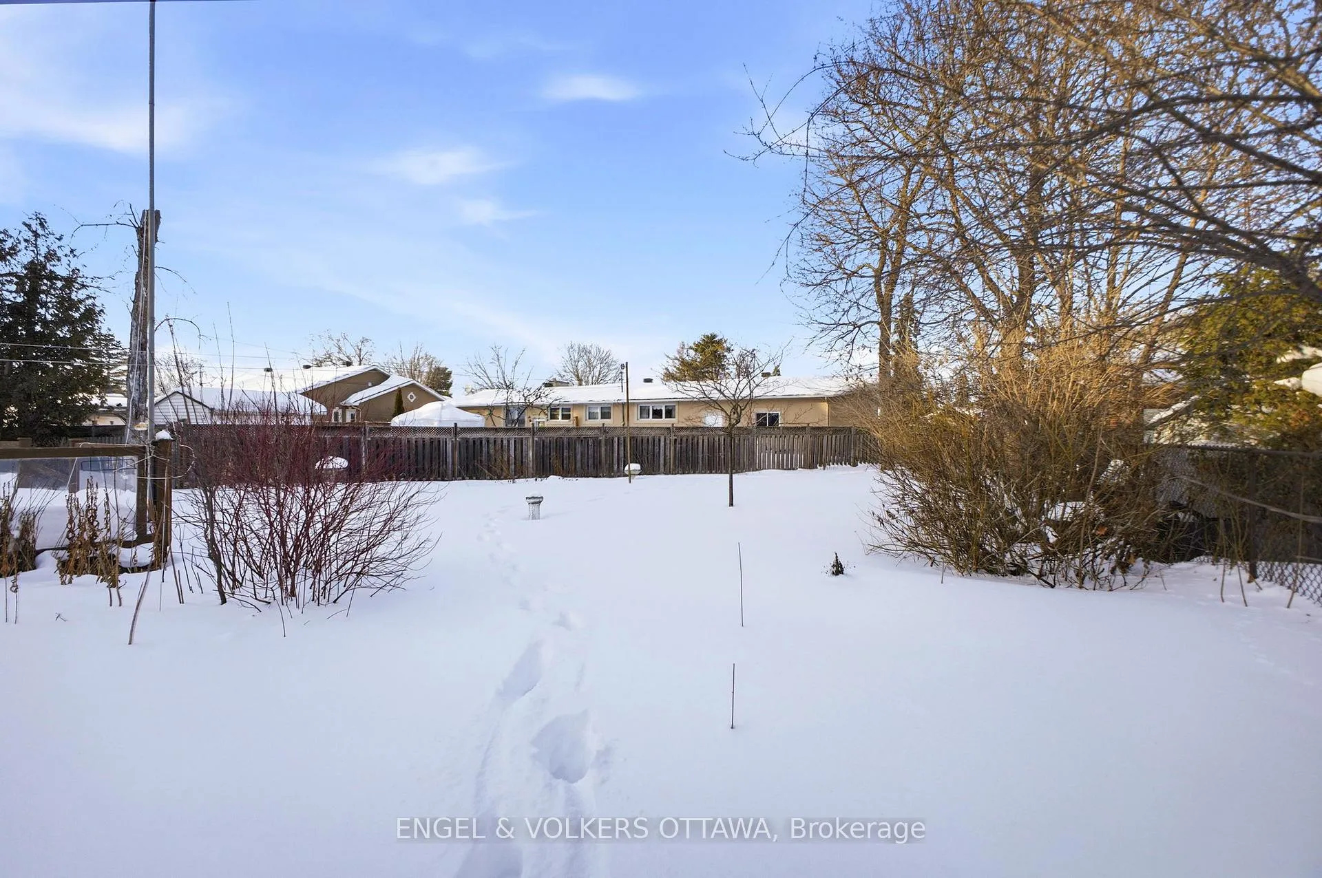 Photo 33 of 49 Inverness Avenue, Ottawa, Borden Farm/Stewart Farm/Carleton Heights/Parkwood Hills — HOMEH