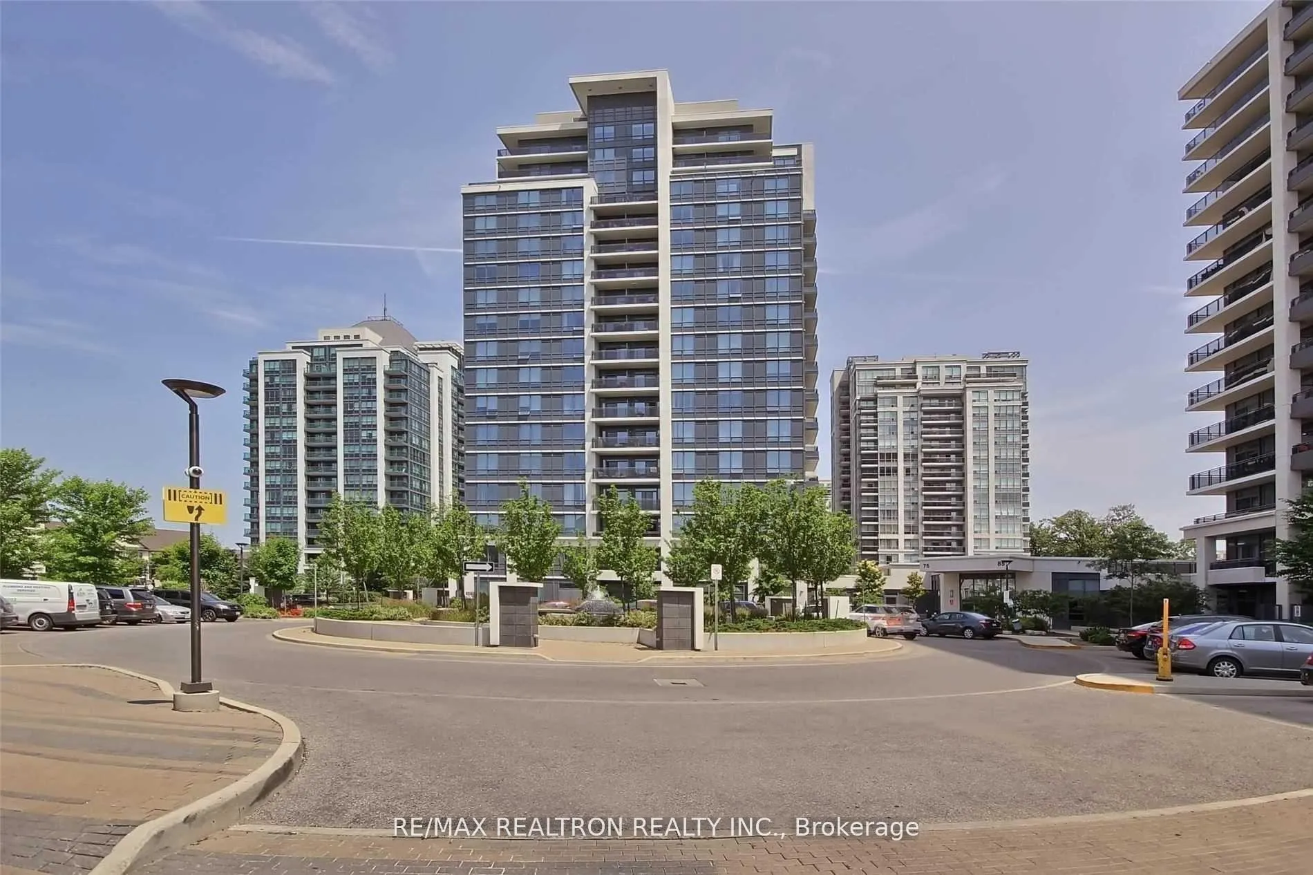 Photo 1 of Unit 1011, 85 North Park Road, Vaughan, Beverley Glen — HOMEH