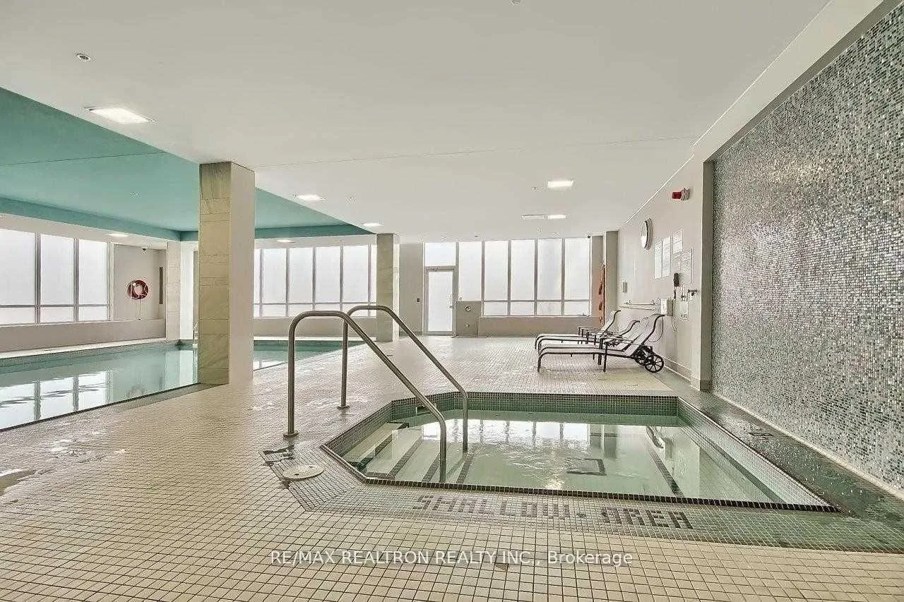 Photo 7 of Unit 1011, 85 North Park Road, Vaughan, Beverley Glen — HOMEH