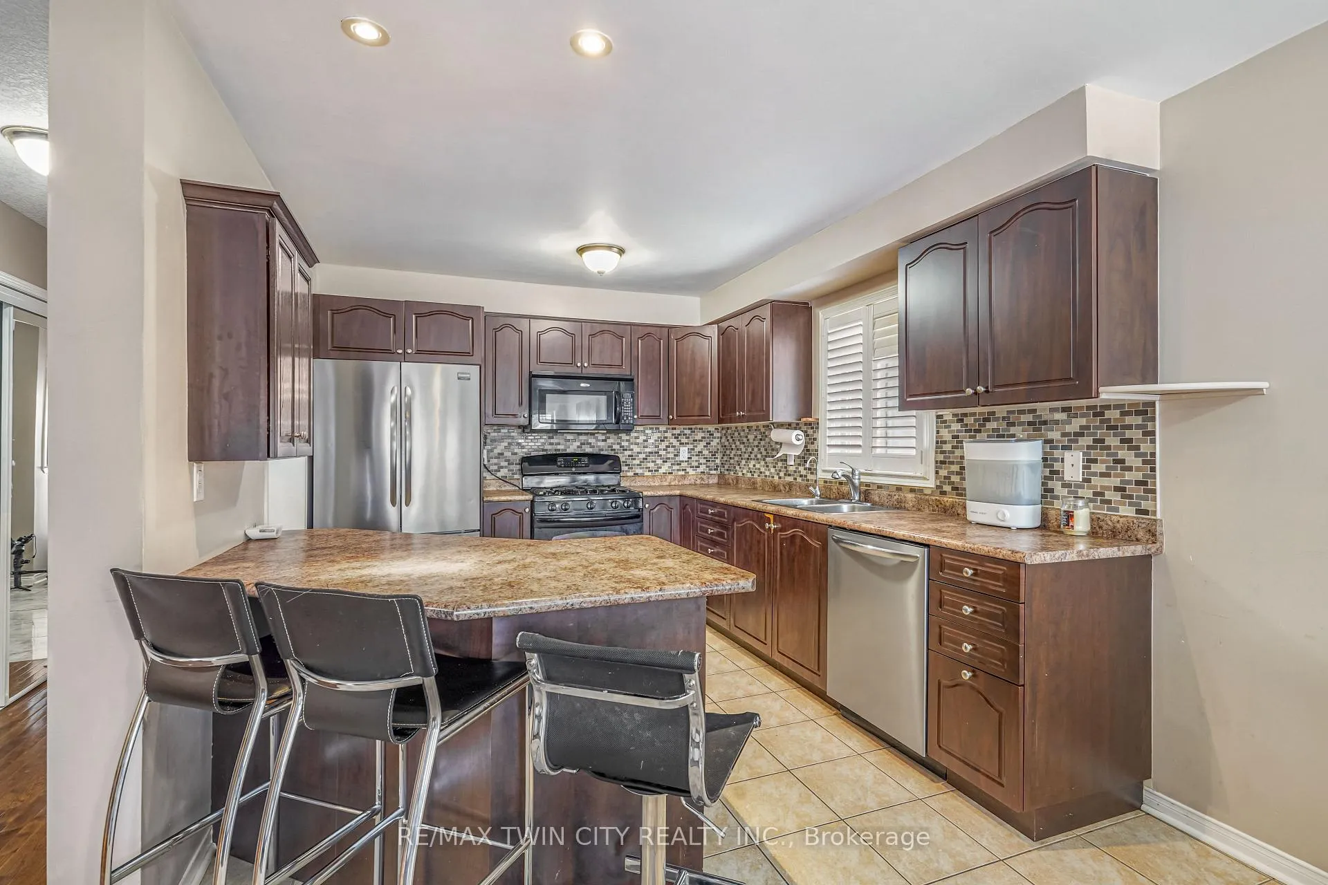 Photo 15 of 199 Blackburn Drive, Brantford, Shellard Lane — HOMEH