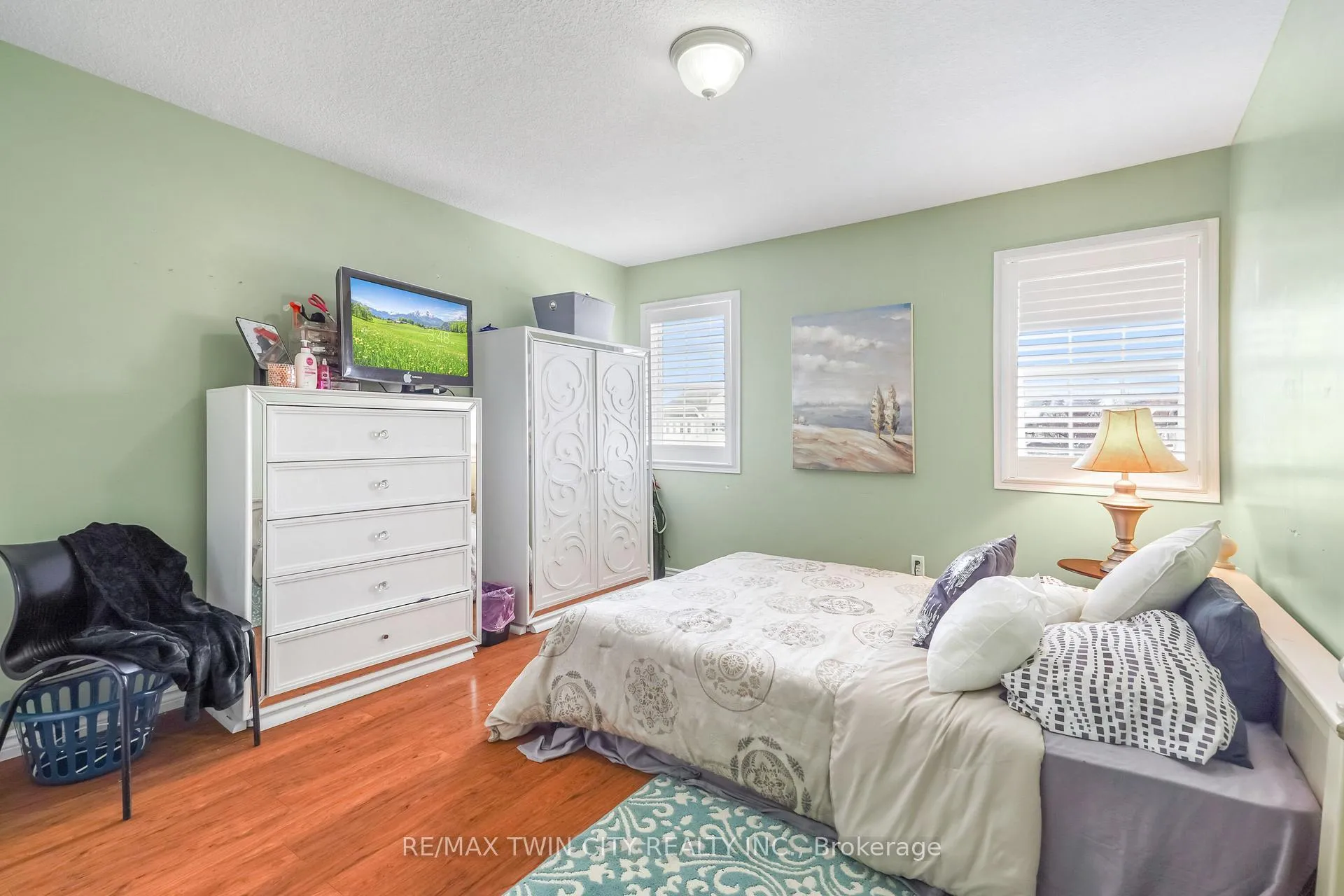 Photo 26 of 199 Blackburn Drive, Brantford, Shellard Lane — HOMEH