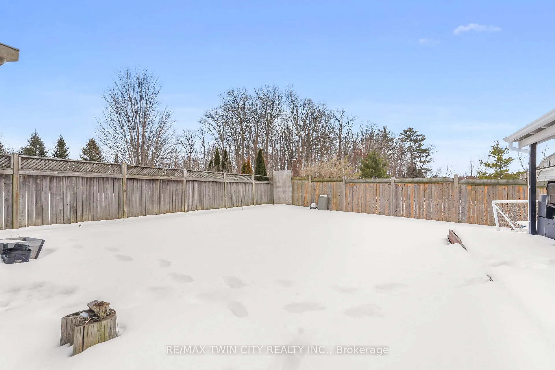 Photo 44 of 199 Blackburn Drive, Brantford, Shellard Lane — HOMEH
