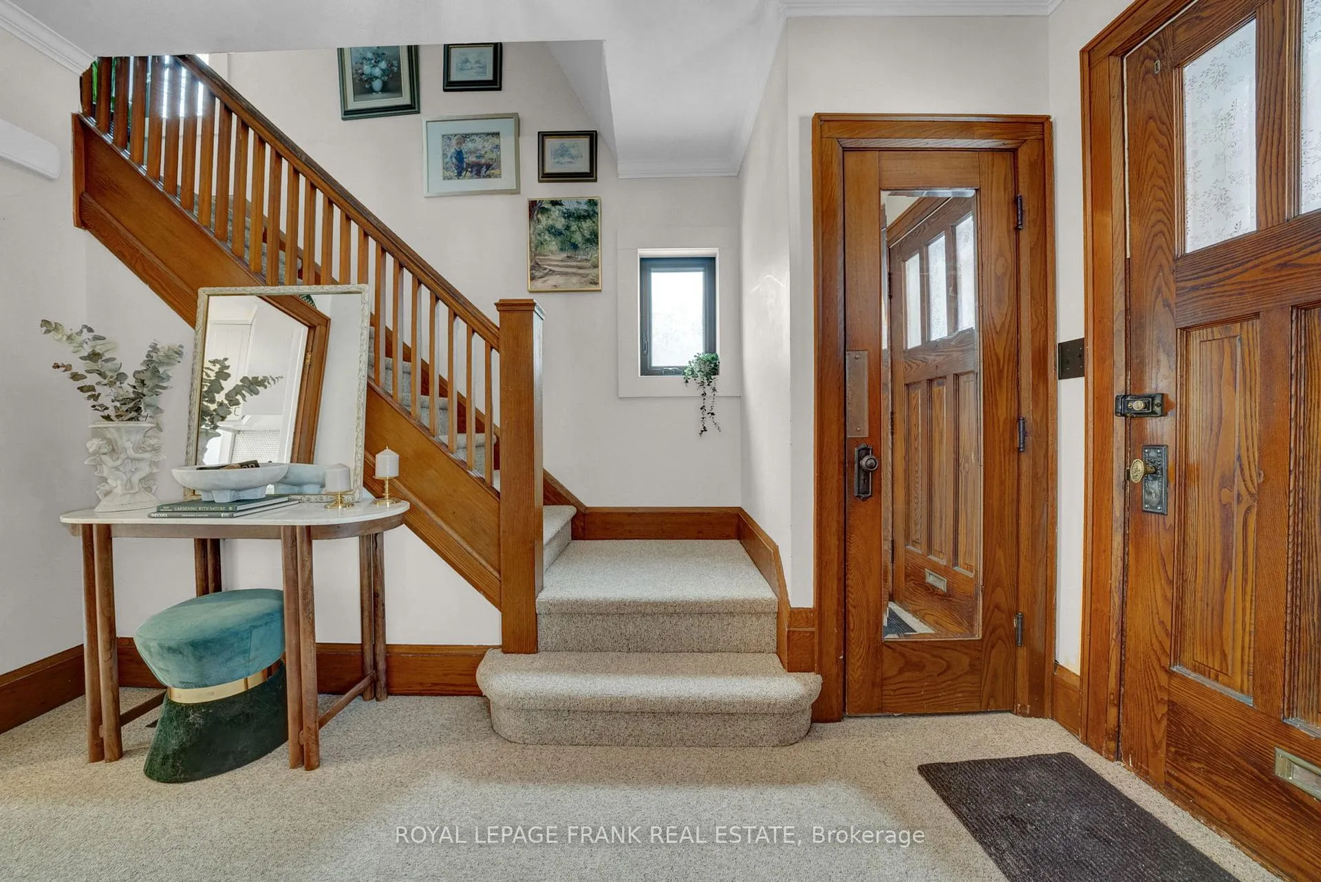 Photo 3 of 86 Roxborough Avenue, Oshawa, O'Neill — HOMEH