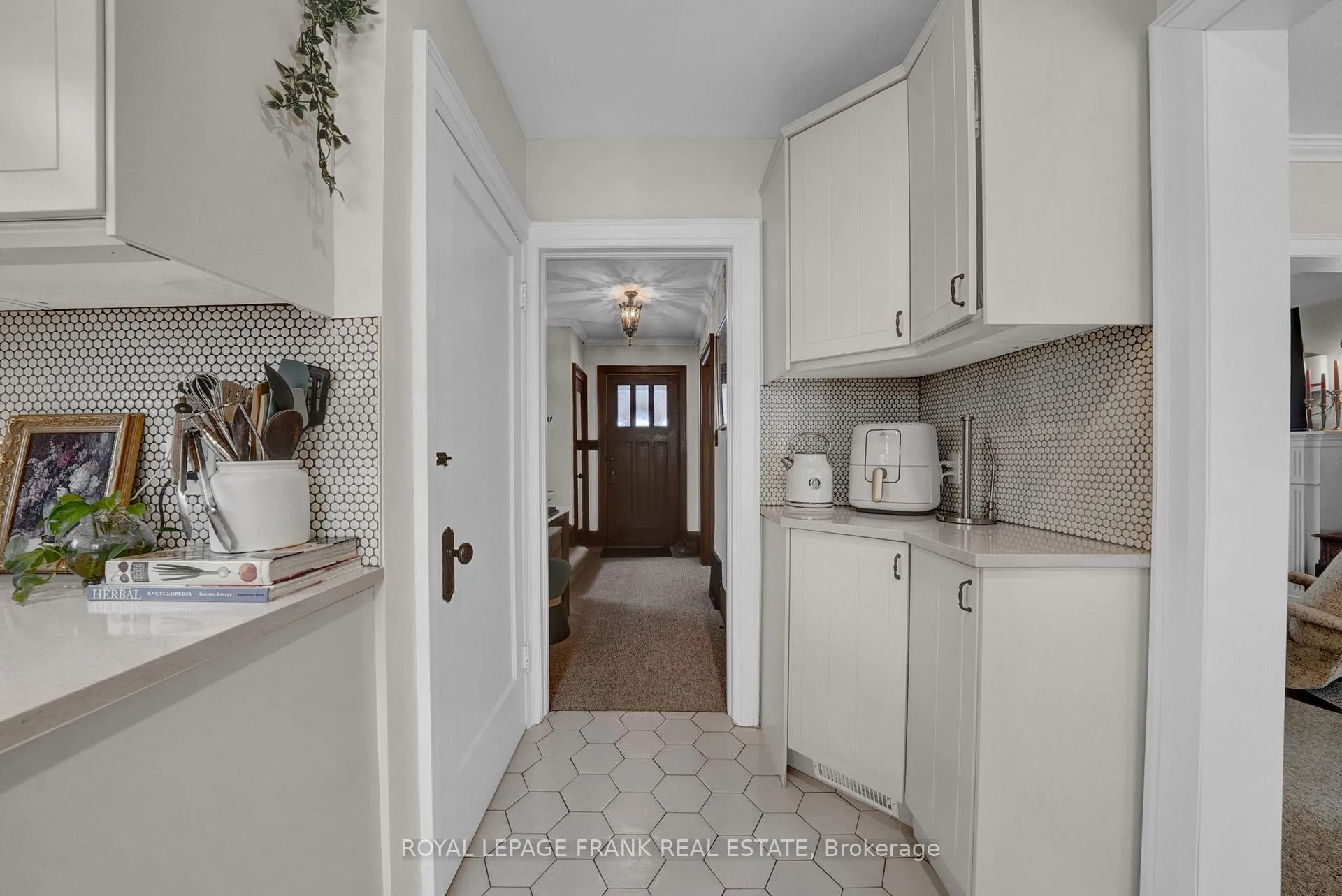 Photo 19 of 86 Roxborough Avenue, Oshawa, O'Neill — HOMEH