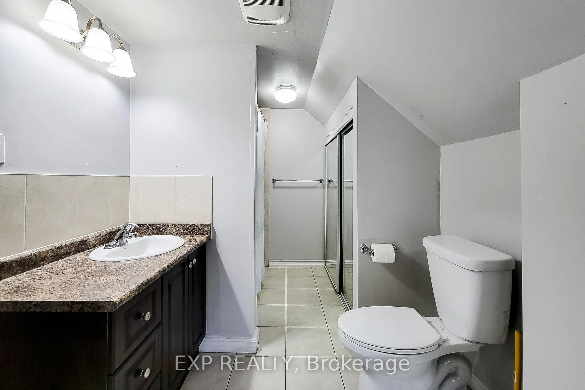 Photo 13 of 101 Sherman Avenue N, Hamilton, Gibson — HOMEH