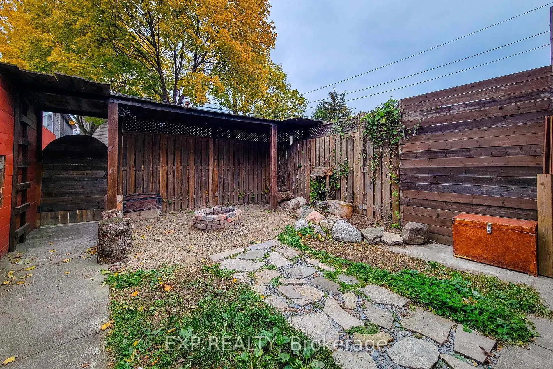 Photo 16 of 101 Sherman Avenue N, Hamilton, Gibson — HOMEH