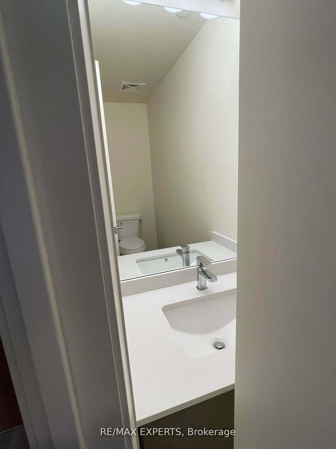 Photo 6 of Unit 1111, 8960 Jane Street, Vaughan, Concord — HOMEH