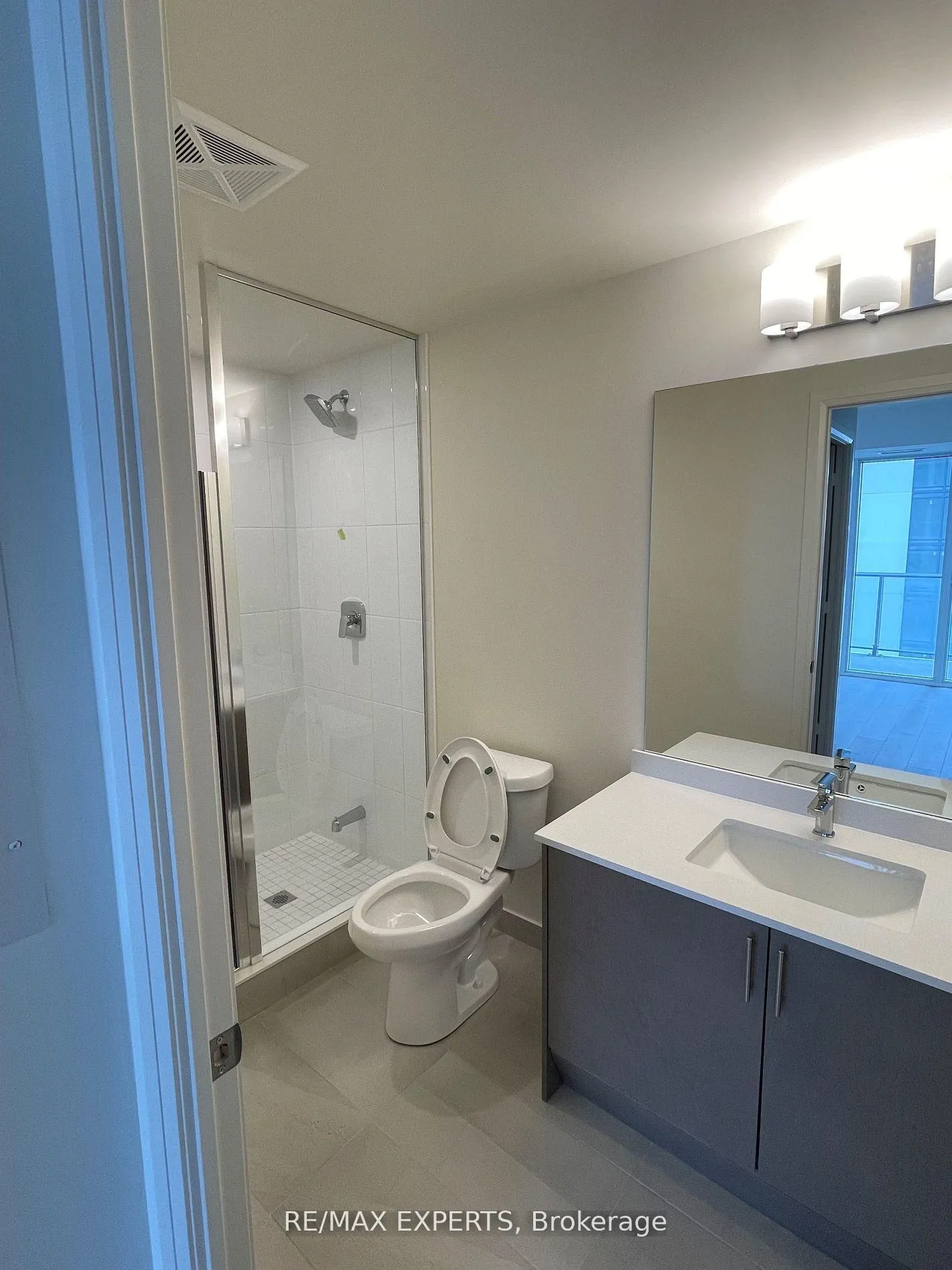 Photo 7 of Unit 1111, 8960 Jane Street, Vaughan, Concord — HOMEH