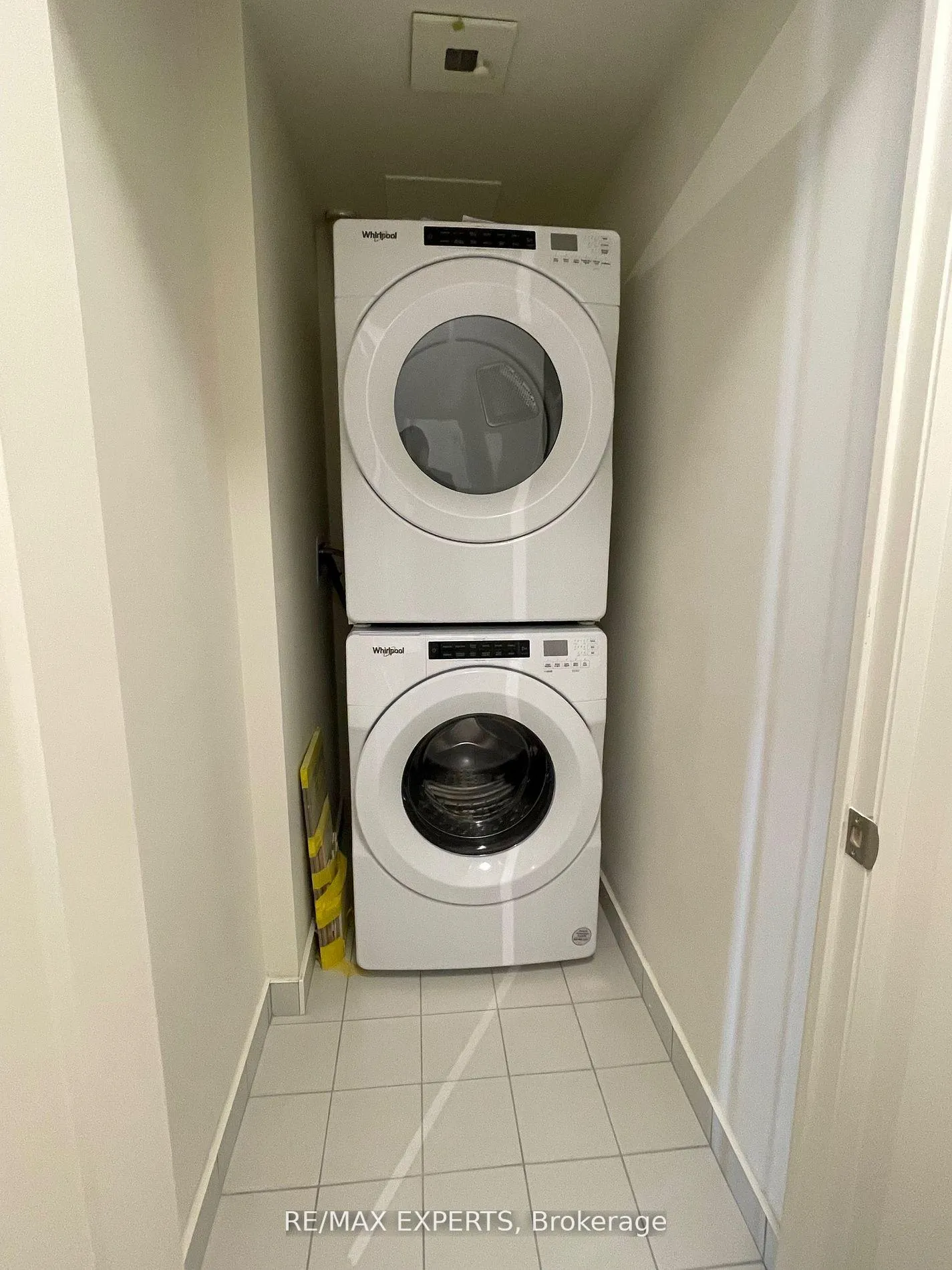 Photo 8 of Unit 1111, 8960 Jane Street, Vaughan, Concord — HOMEH