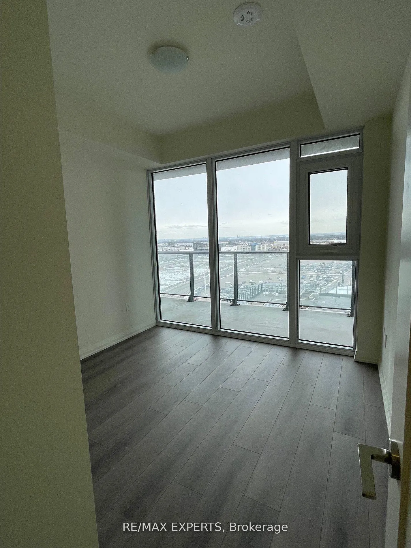 Photo 13 of Unit 1111, 8960 Jane Street, Vaughan, Concord — HOMEH