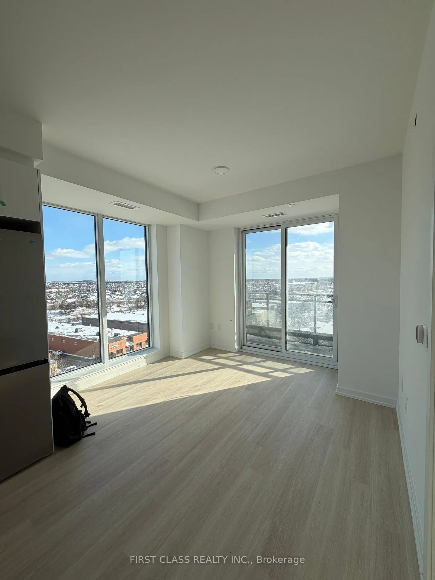 Photo 11 of Unit B905, 9751 Markham Road, Markham, Greensborough — HOMEH