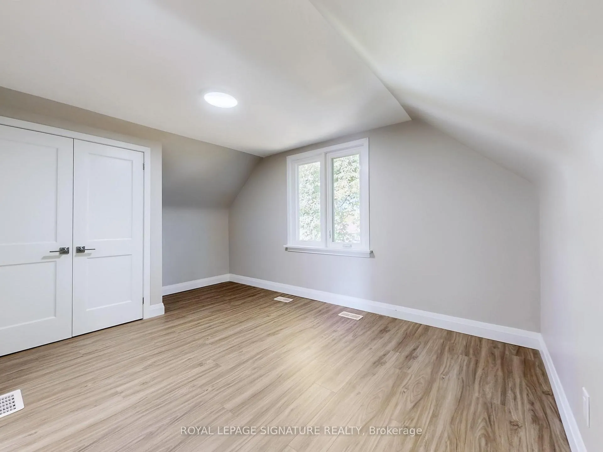 Photo 22 of 22 Sherwood Avenue, Kitchener — HOMEH