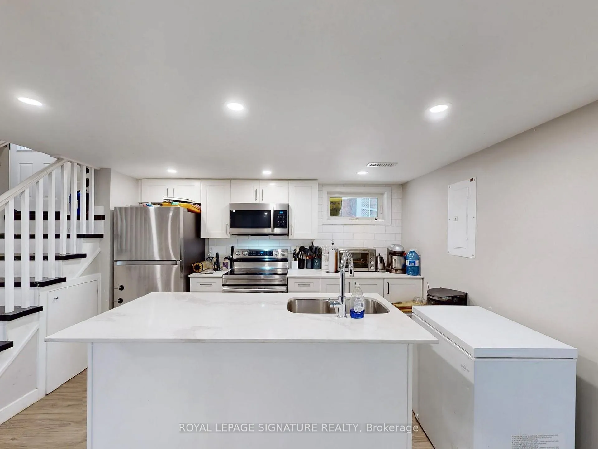 Photo 27 of 22 Sherwood Avenue, Kitchener — HOMEH