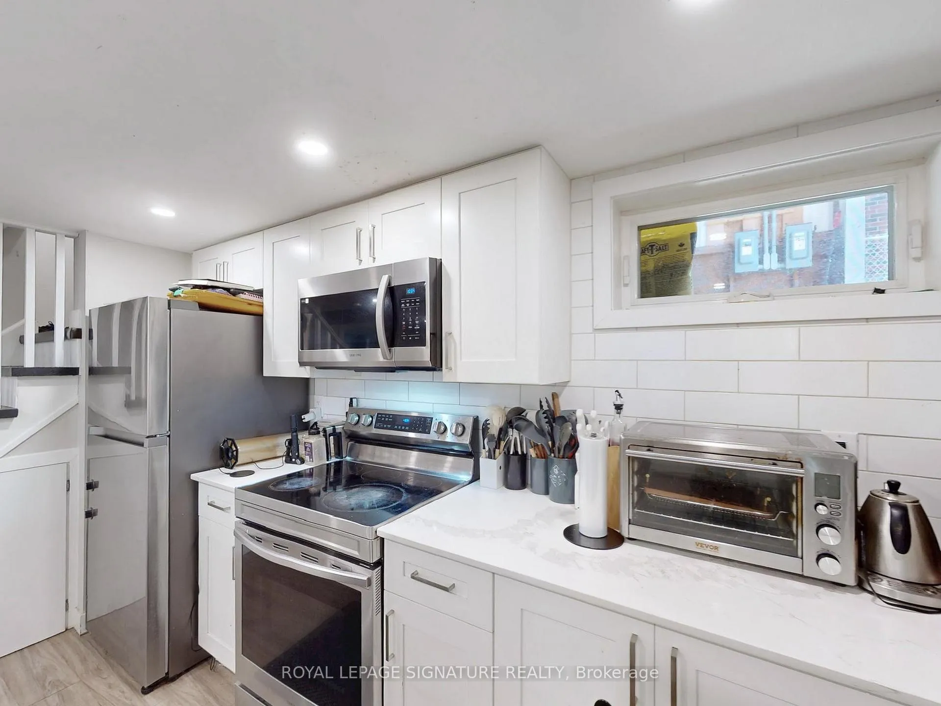 Photo 28 of 22 Sherwood Avenue, Kitchener — HOMEH