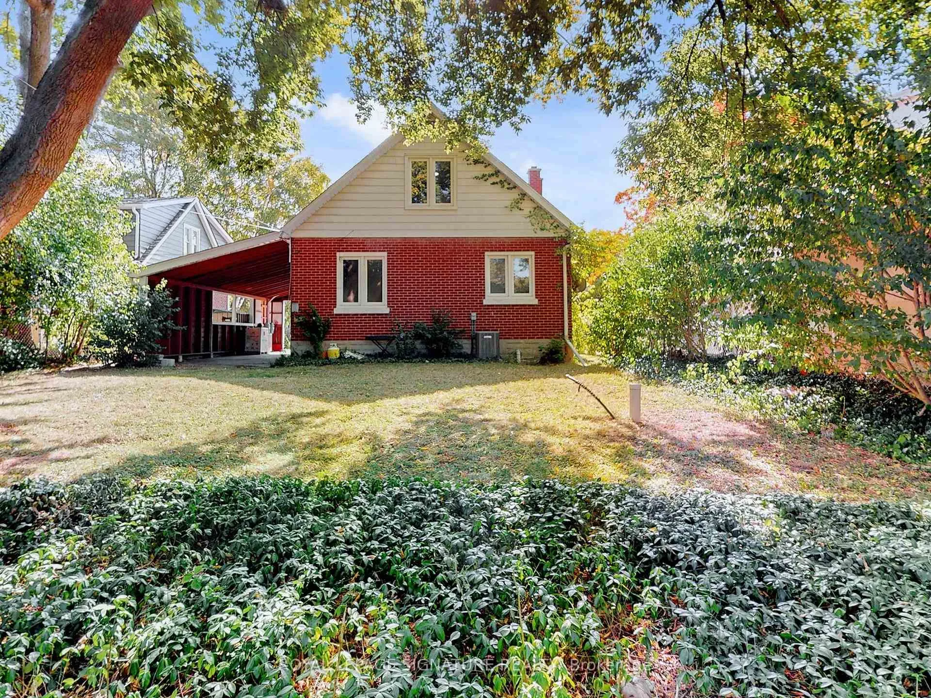 Photo 37 of 22 Sherwood Avenue, Kitchener — HOMEH