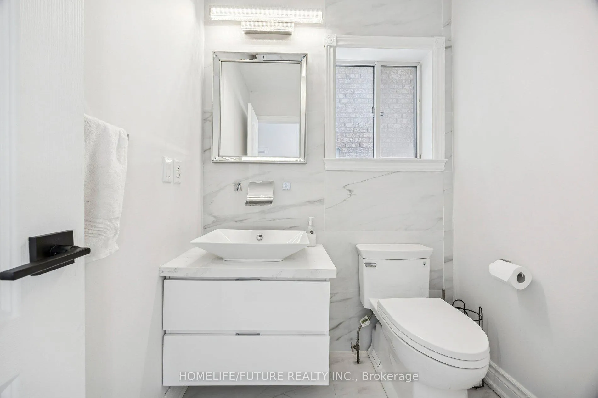 Photo 8 of 11 Pietro Drive, Vaughan, Vellore Village — HOMEH