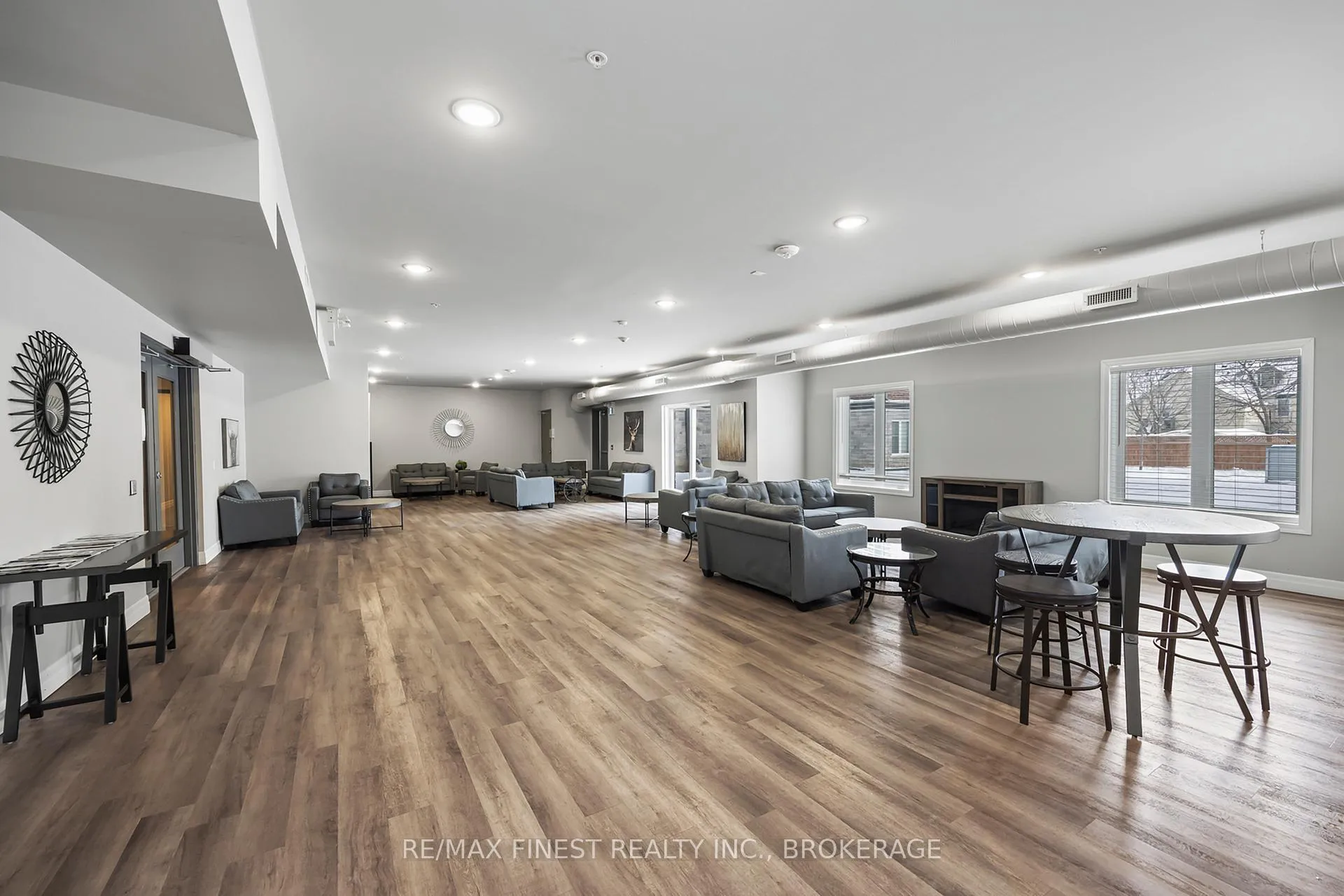 Photo 12 of Unit 421, 501 Frontenac Street, Kingston, East of Sir John A. Blvd — HOMEH