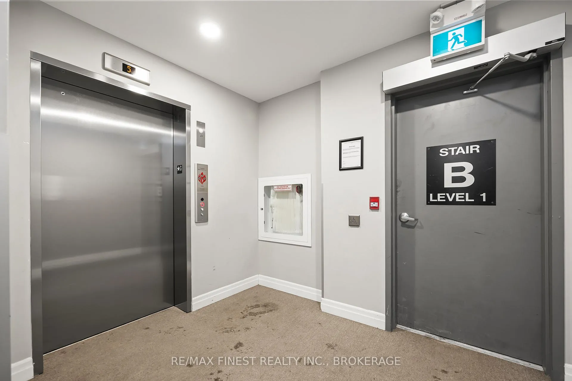 Photo 14 of Unit 421, 501 Frontenac Street, Kingston, East of Sir John A. Blvd — HOMEH