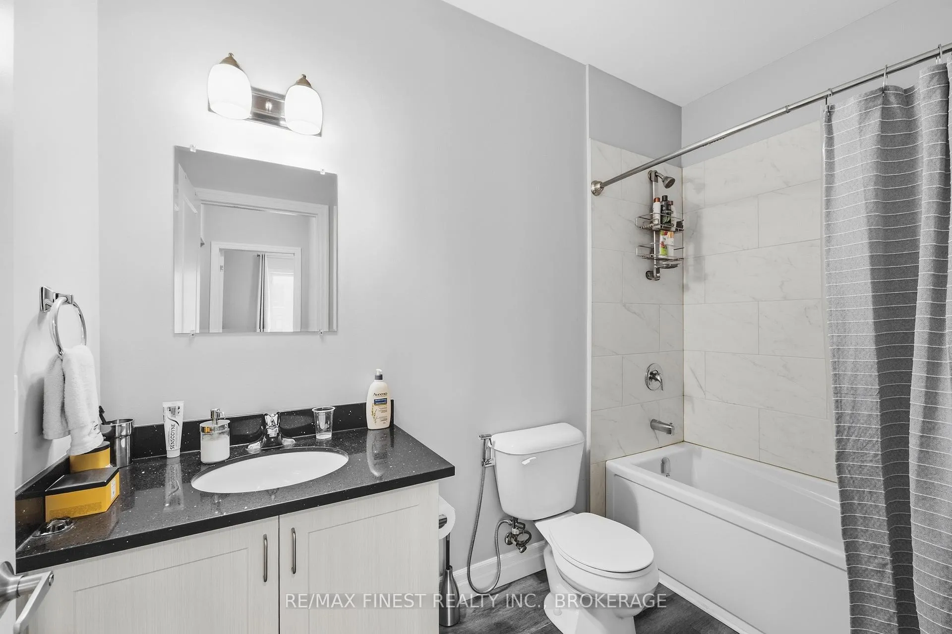 Photo 37 of Unit 421, 501 Frontenac Street, Kingston, East of Sir John A. Blvd — HOMEH