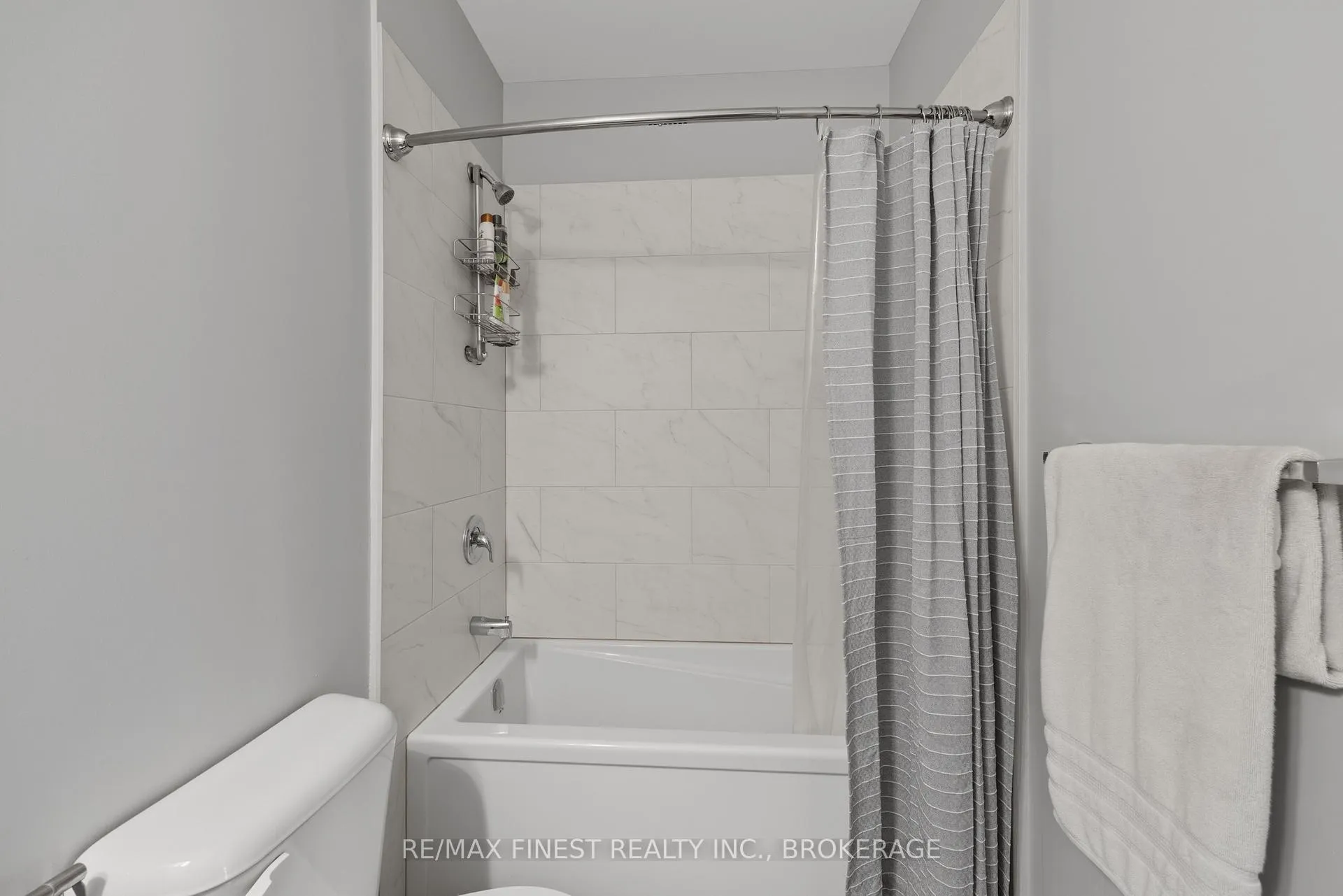 Photo 38 of Unit 421, 501 Frontenac Street, Kingston, East of Sir John A. Blvd — HOMEH