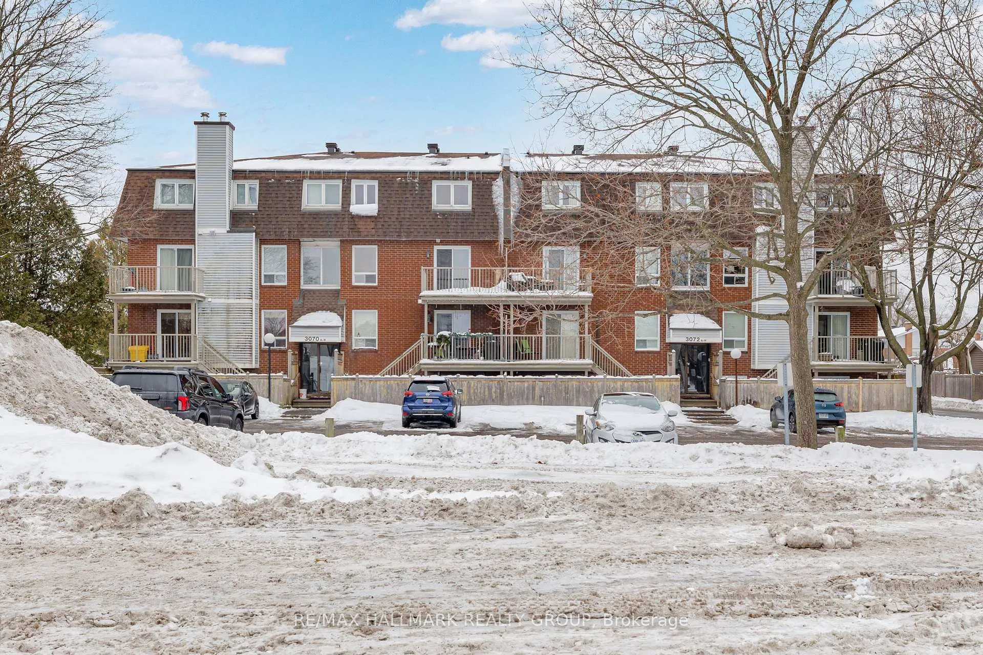 Front of Unit F, 3070 Councillor's Way