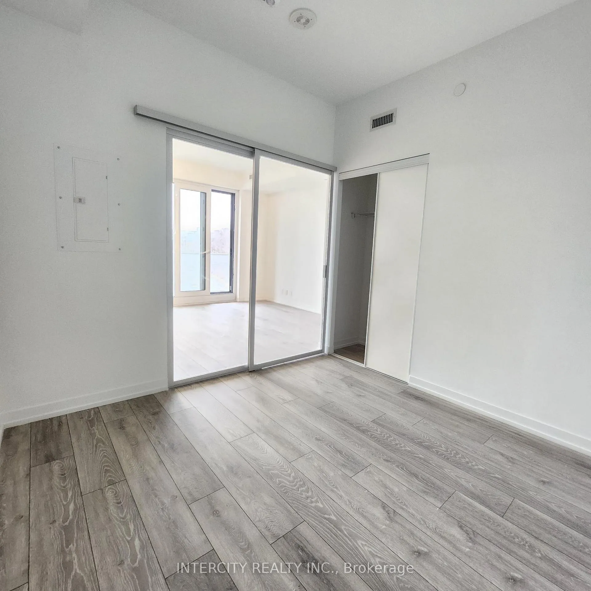 Photo 16 of Unit 728, 2020 Bathurst Street, Toronto, Humewood-Cedarvale — HOMEH
