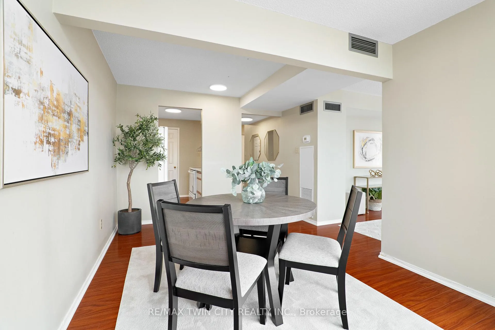 Photo 14 of Unit 308, 1414 King Street E, Kitchener — HOMEH