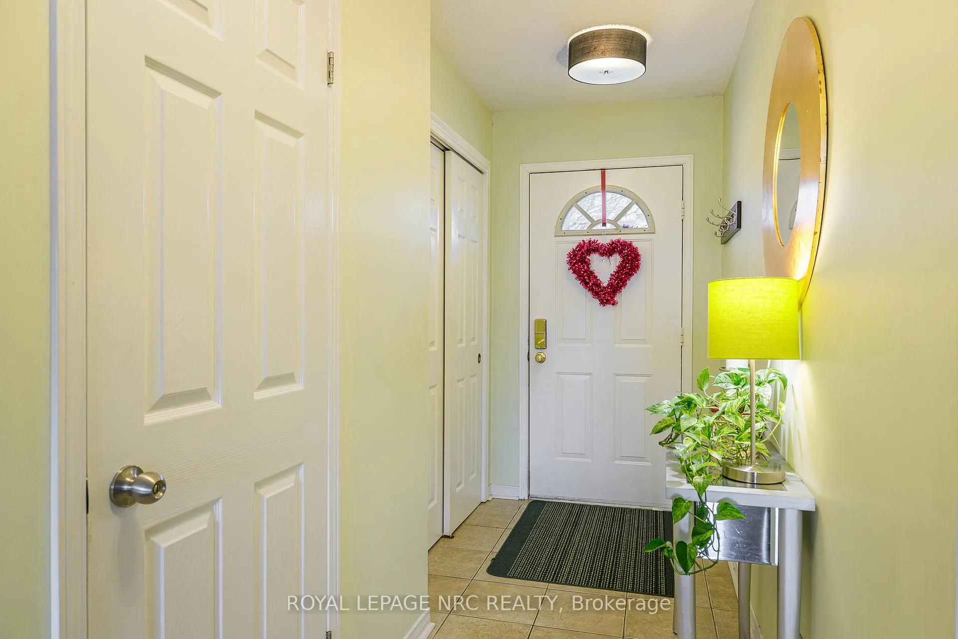 Photo 4 of Unit 20, 7470 Monastery Drive, Niagara Falls, Mt. Carmel — HOMEH