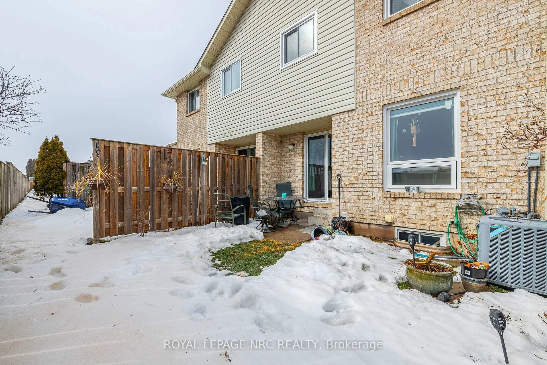 Photo 34 of Unit 20, 7470 Monastery Drive, Niagara Falls, Mt. Carmel — HOMEH