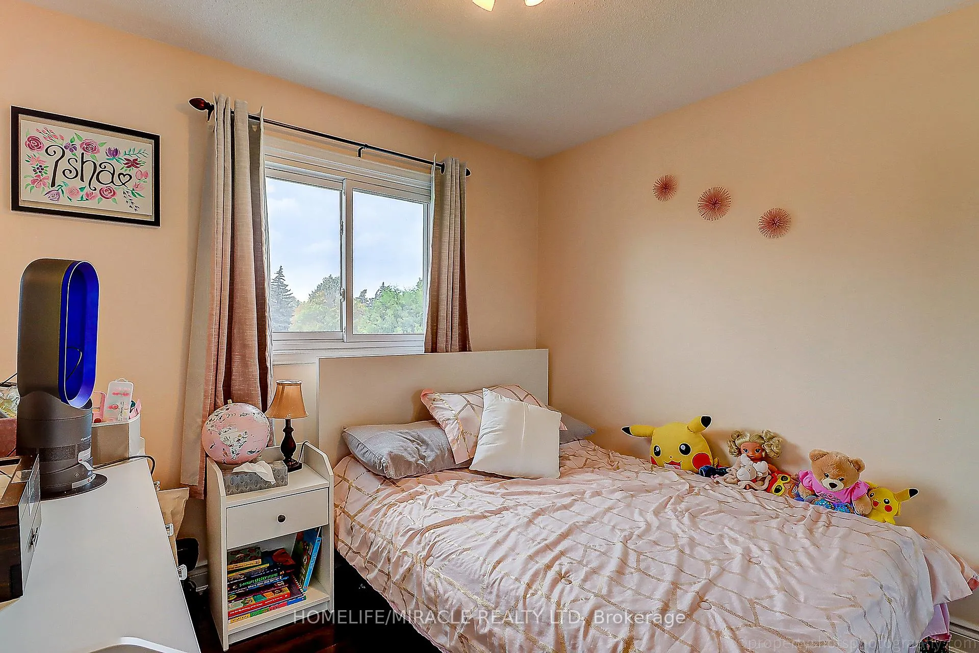 Photo 14 of 114 Martindale Crescent, Brampton, Brampton West — HOMEH