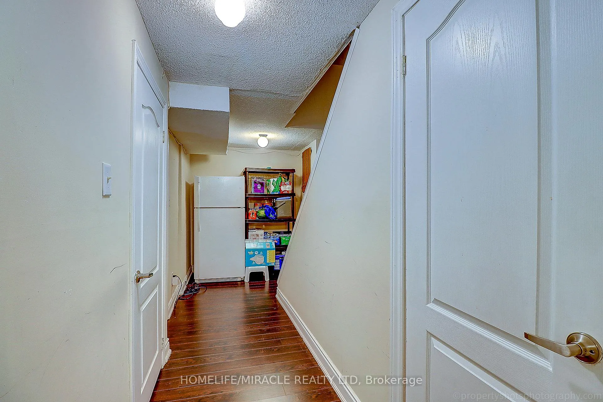Photo 20 of 114 Martindale Crescent, Brampton, Brampton West — HOMEH