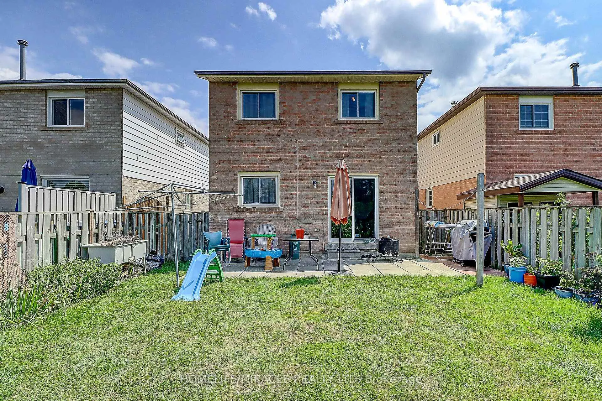 Photo 24 of 114 Martindale Crescent, Brampton, Brampton West — HOMEH