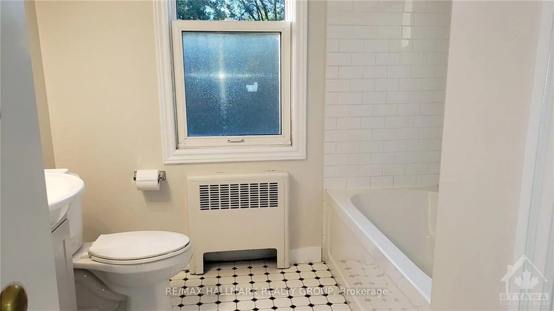 Photo 14 of Unit 5, 310 Byron Avenue, Ottawa, Westboro/Hampton Park — HOMEH