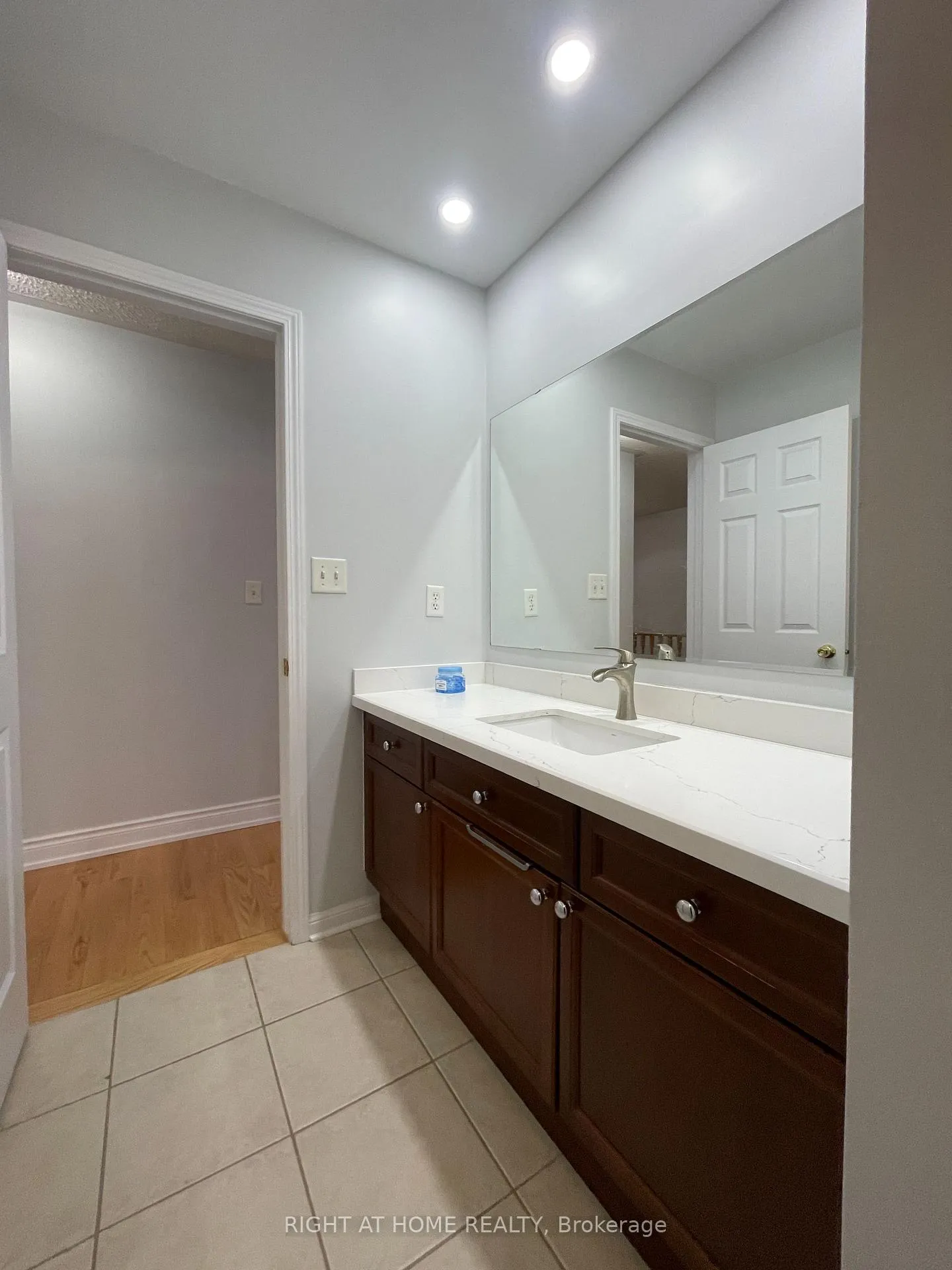 Photo 30 of 230 Fandango Drive, Brampton, Credit Valley — HOMEH