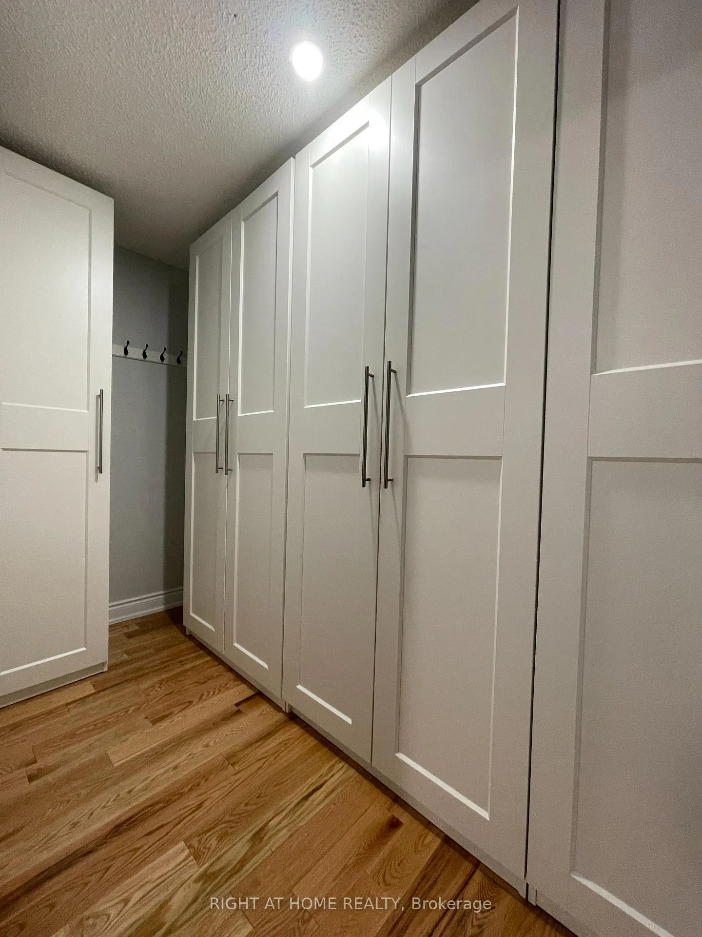 Photo 35 of 230 Fandango Drive, Brampton, Credit Valley — HOMEH